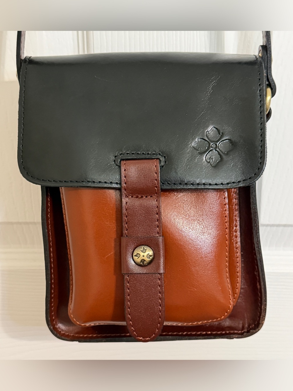 Patricia Nash Lari Leather Crossbody Bag